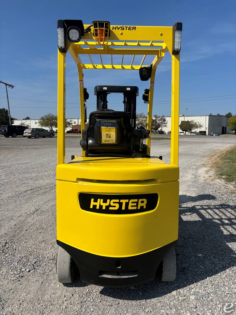 2016 Hyster E65XM
