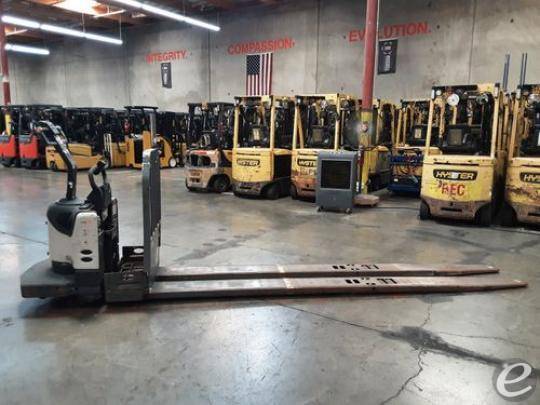 2008 Crown PE4500-80 Electric Forkl...