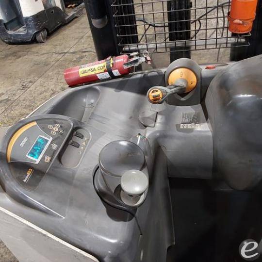 2019 Crown RR5725-45