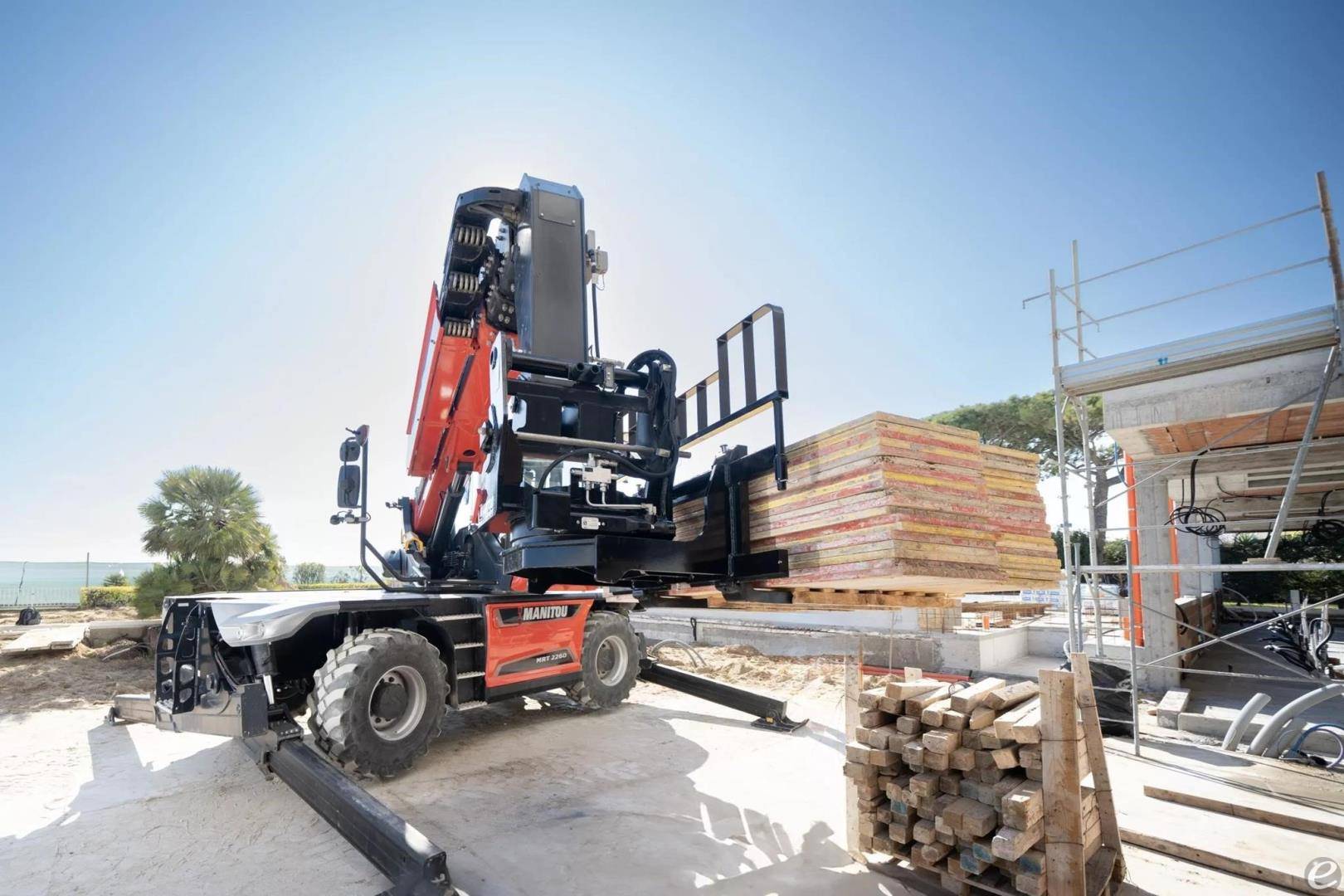 2025 Manitou R-EVOLUTION TILTING FORK CARRIAGE (MRT)