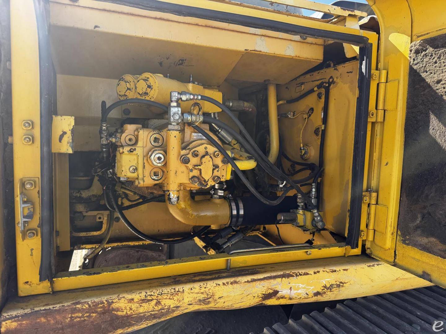 1994 Komatsu PC200 LC-6L