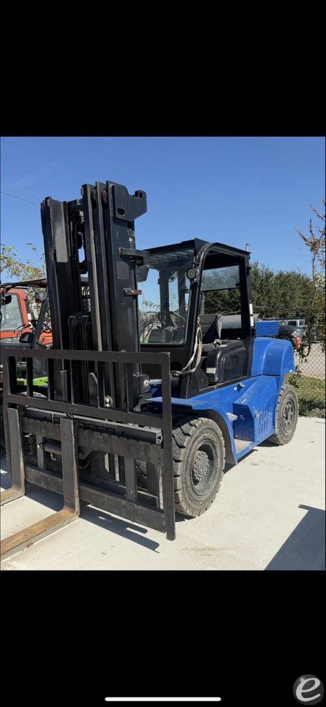 2022 Viper Lift Trucks FD70