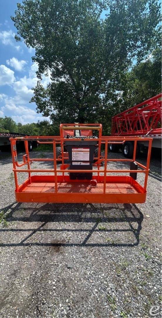 2016 JLG 400S