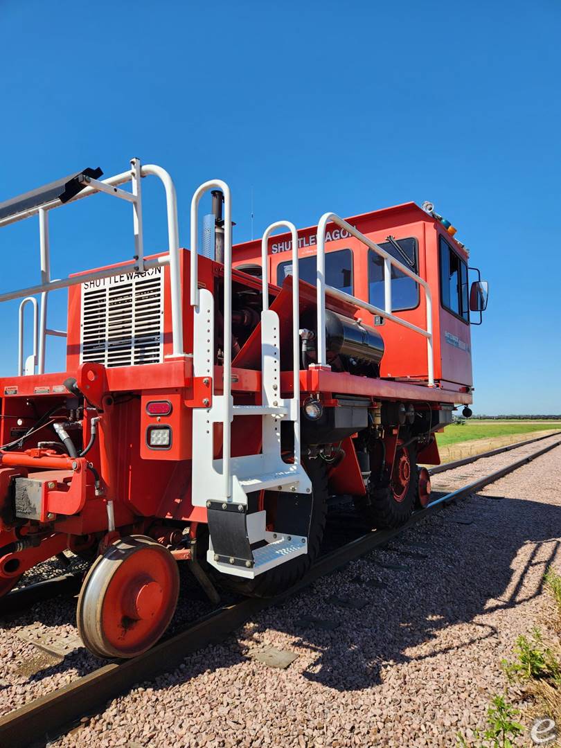 2012 Shuttlewagon SWX630