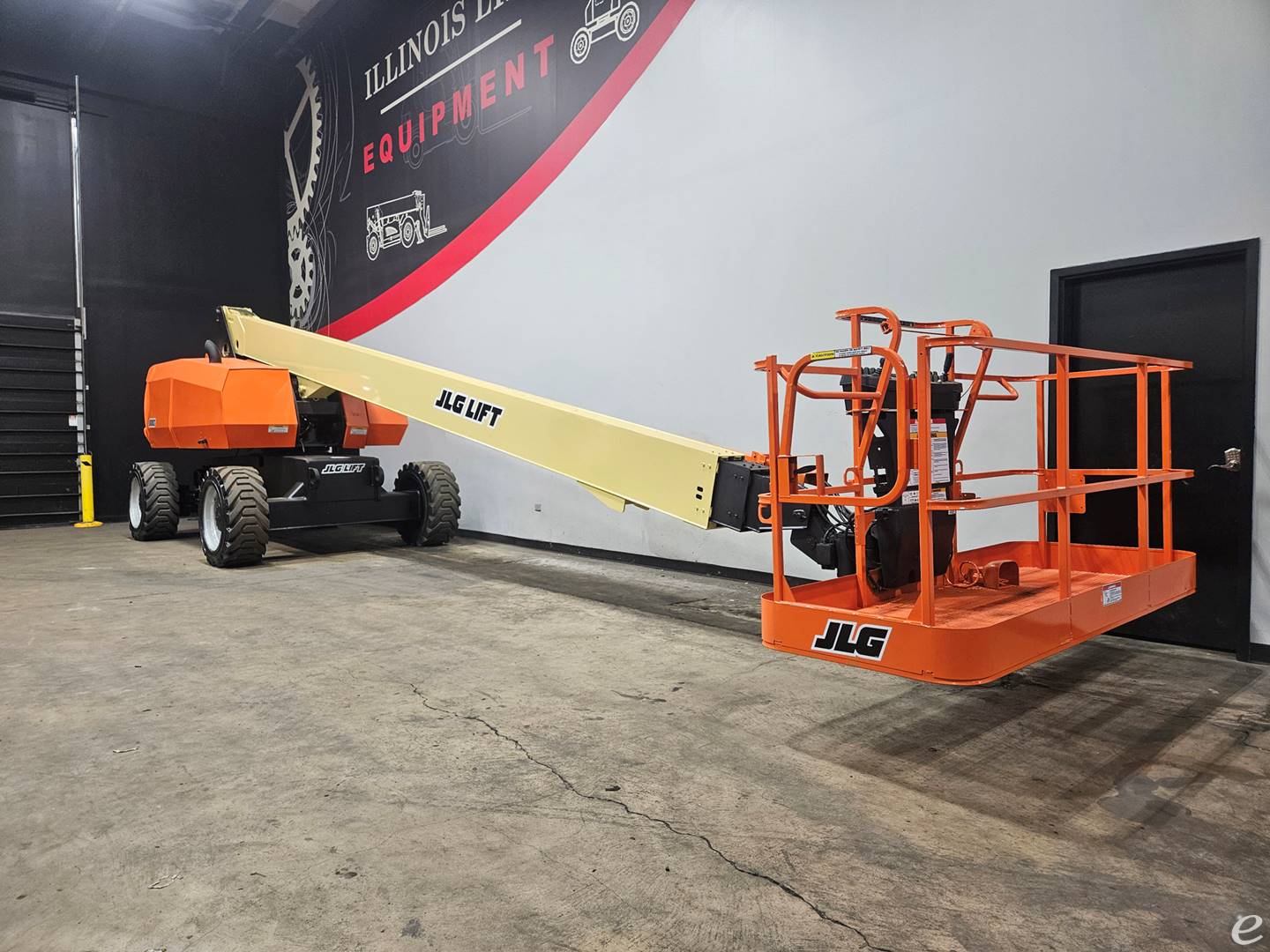 2015 JLG 800S
