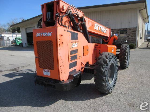 2016 JLG 6042