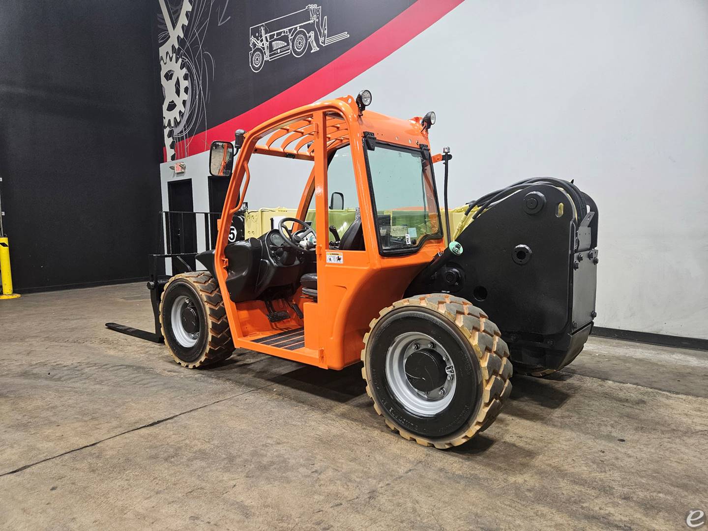 2018 JLG G5-18A