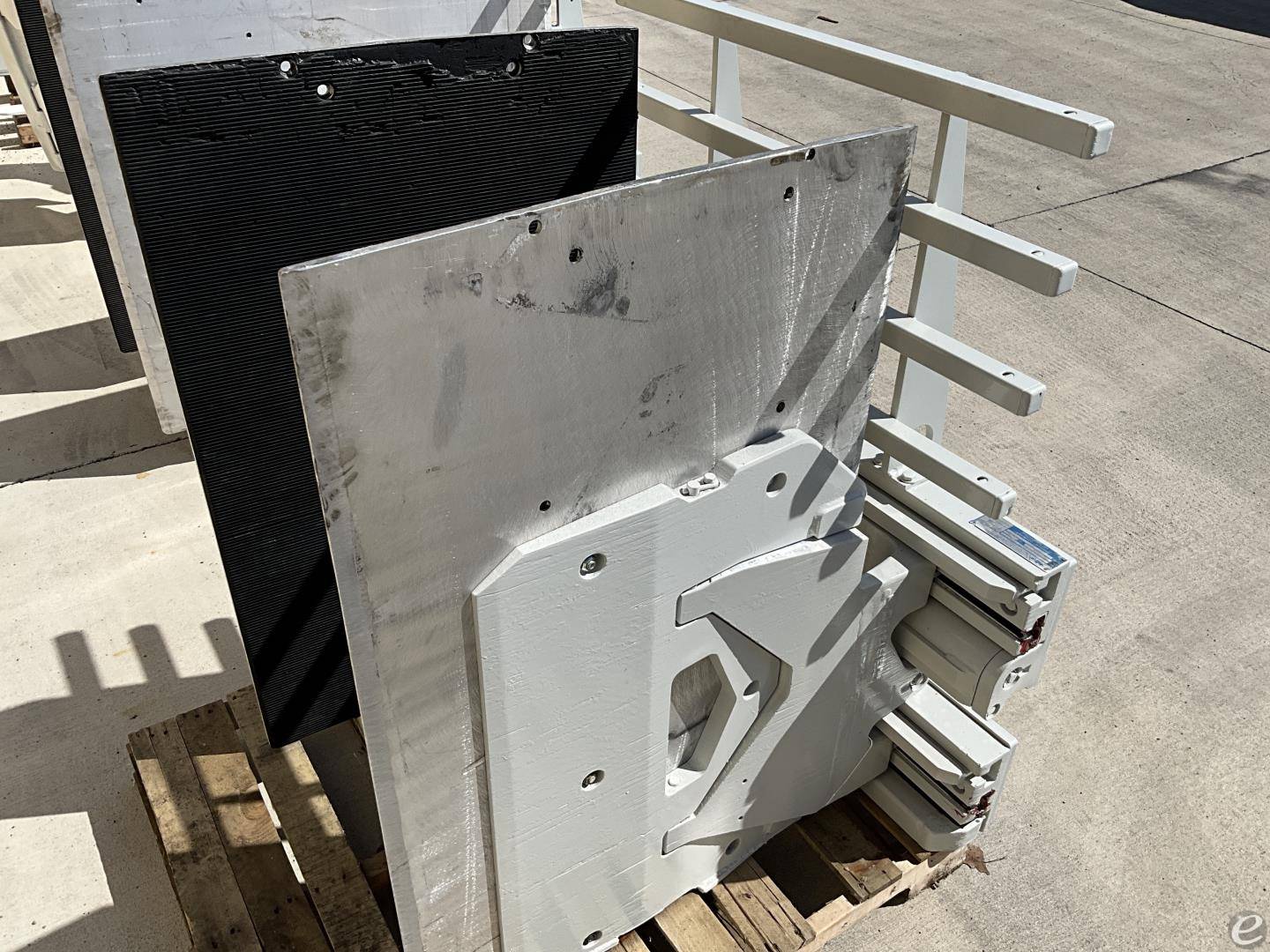 Cascade 15D-CCB-135 Carton Clamp