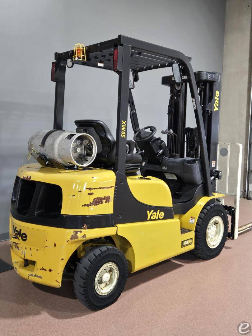 2021 Yale GLP050VX