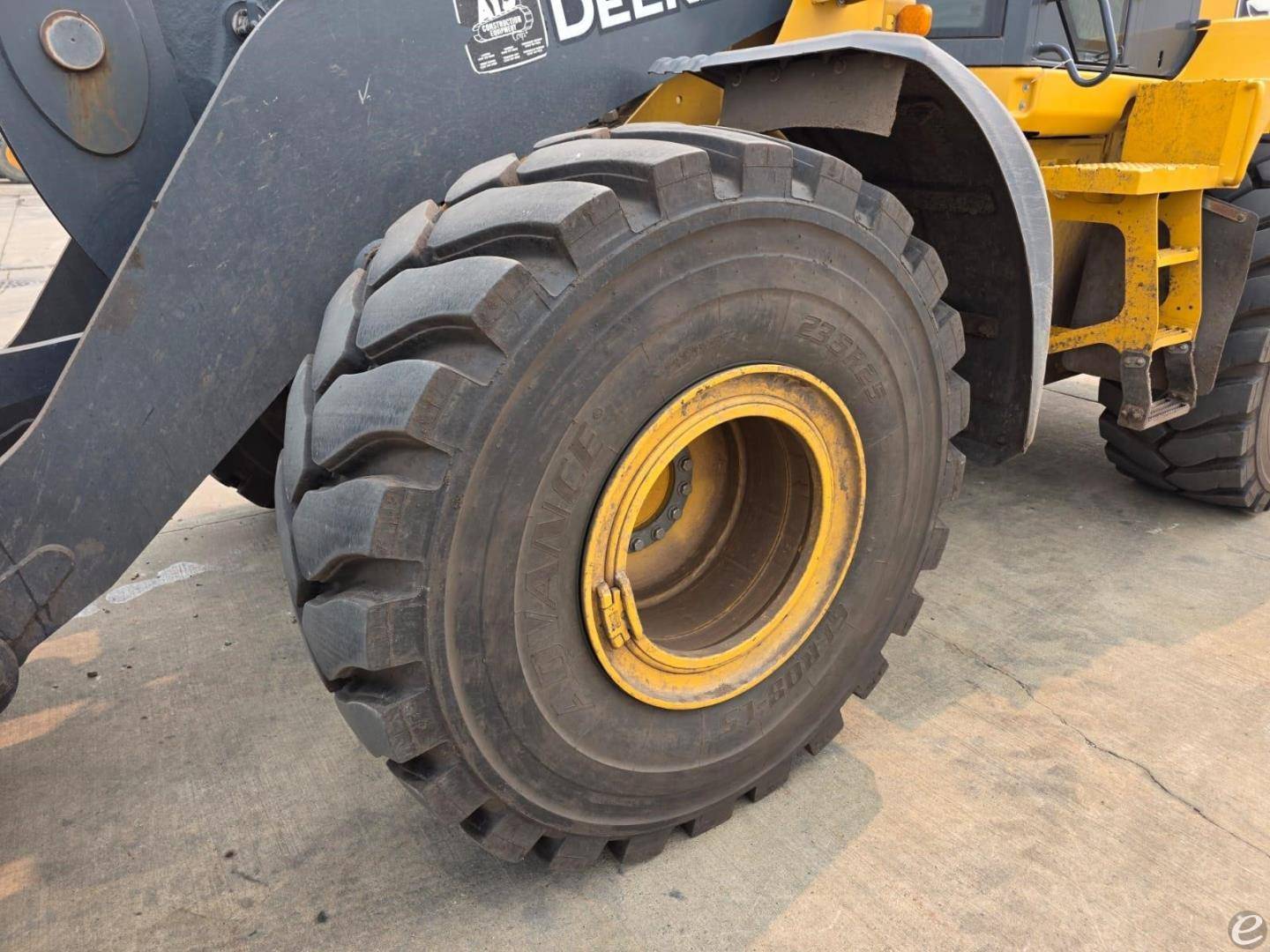 2022 John Deere 644 P-TIER