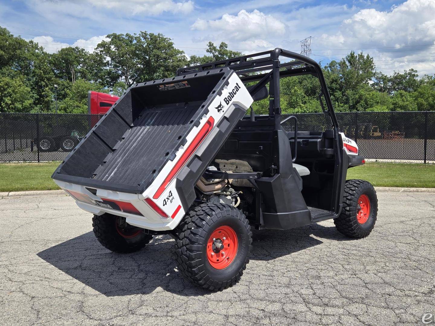 2022 Bobcat UV34