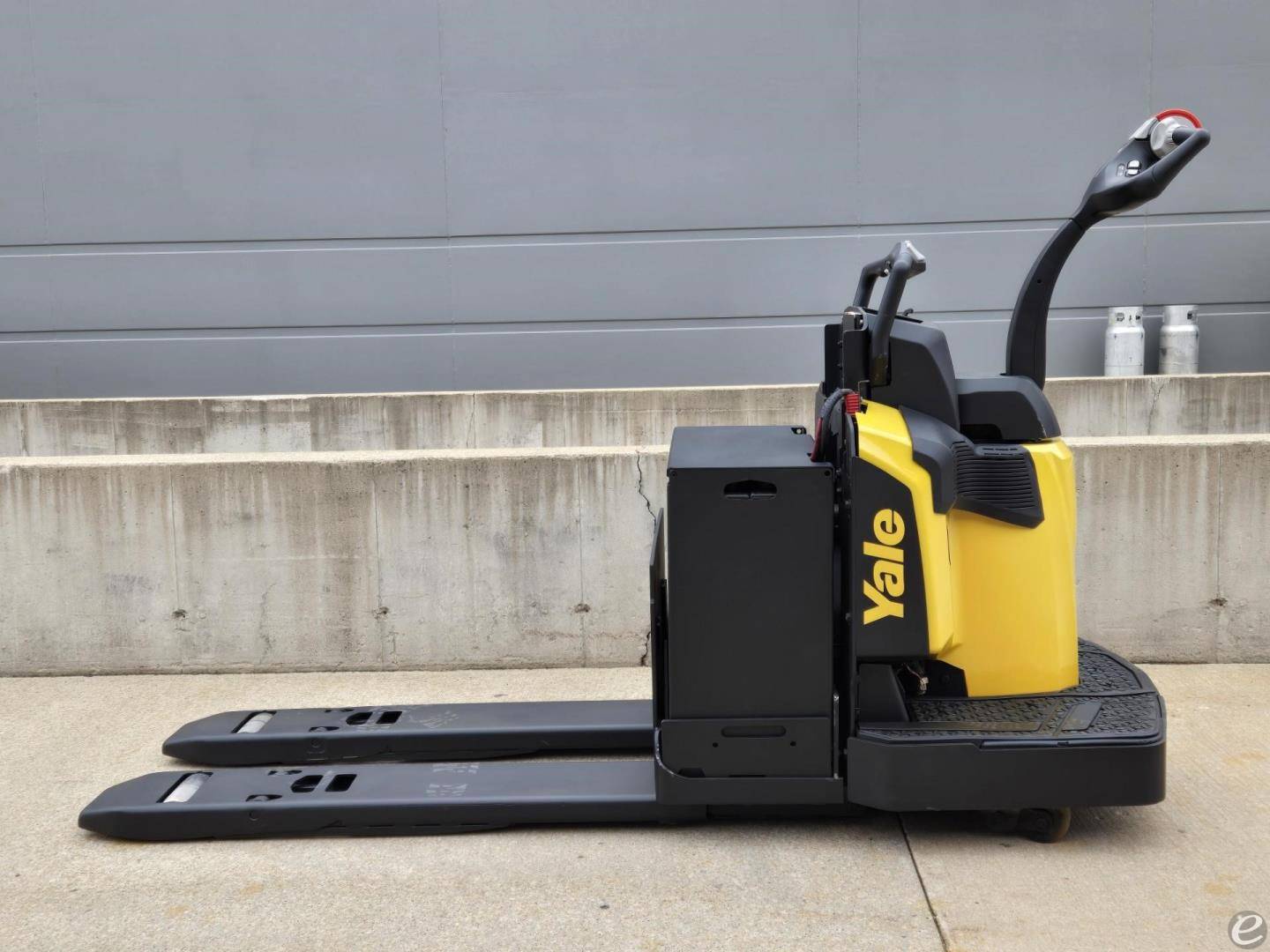 2019 Yale MPE060LG Electric Forklif...
