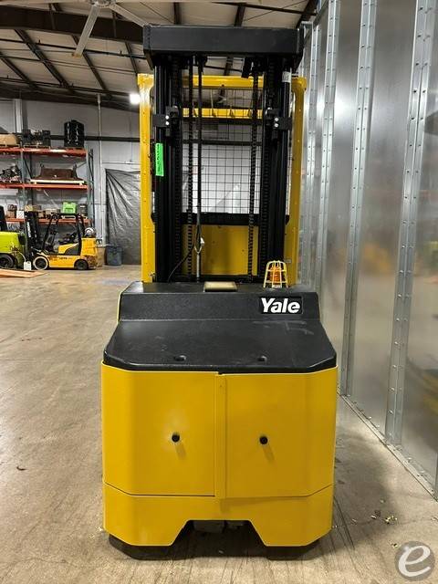 2019 Yale OS030EFN24TE095