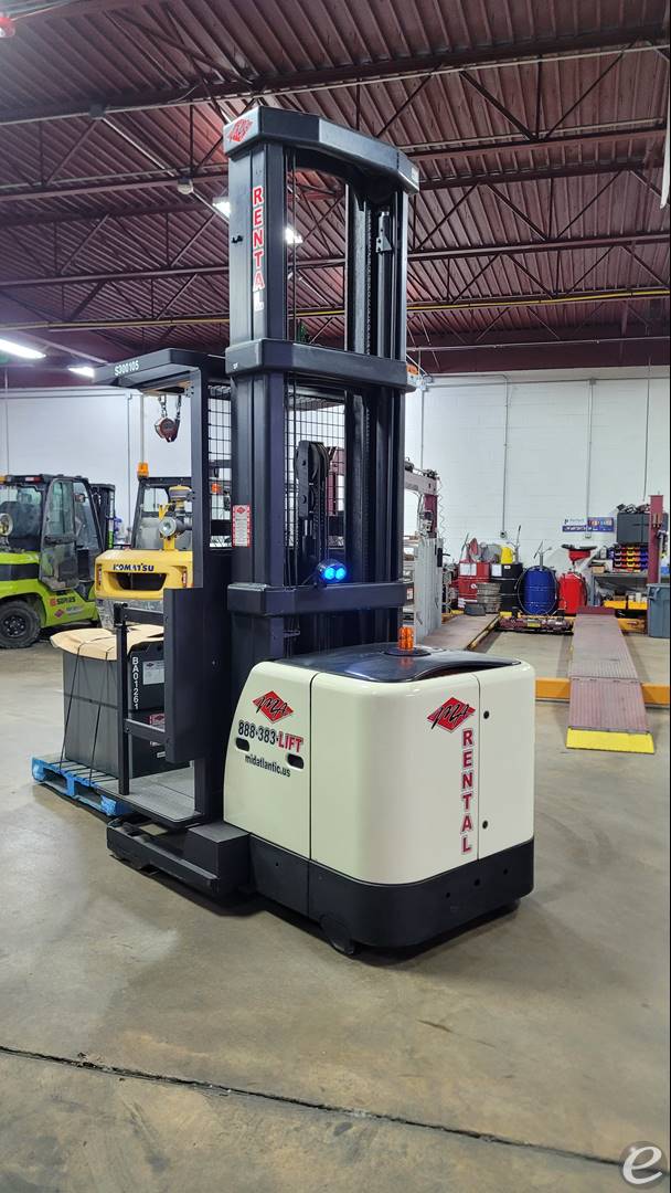 2012 Crown SP3520-30