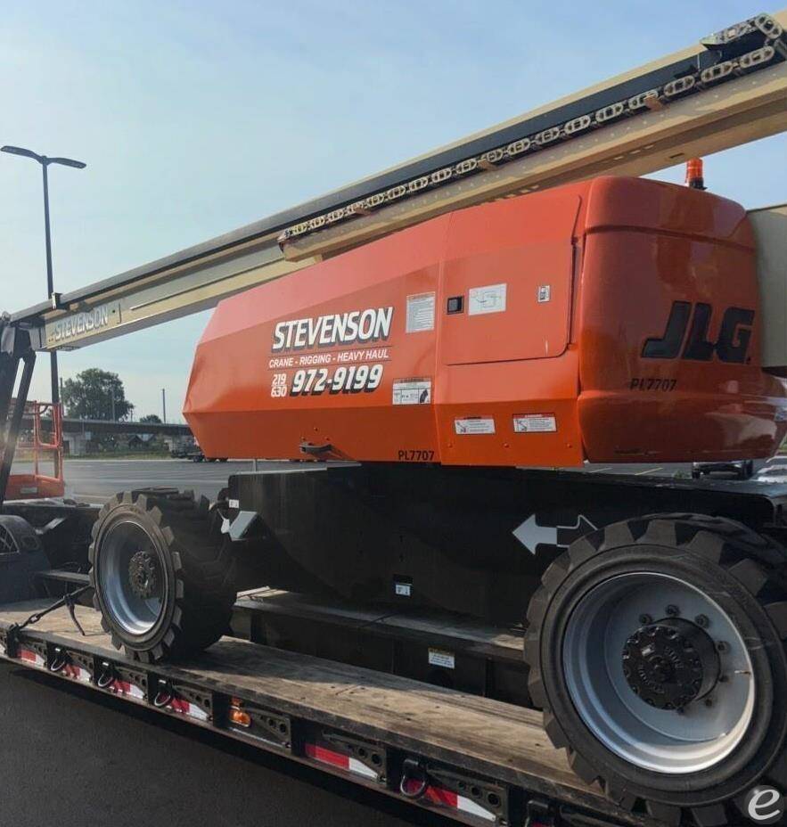 2014 JLG 800AJ