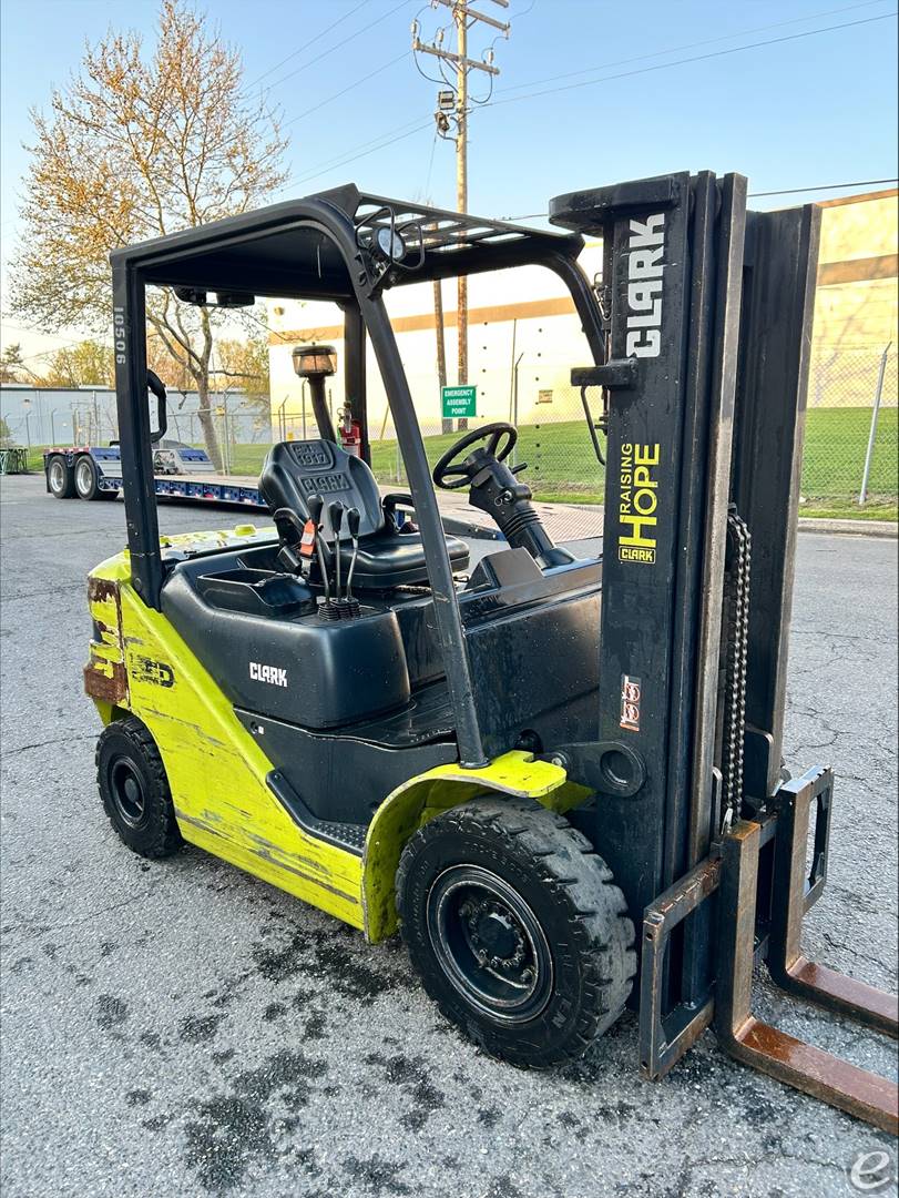 2020 Clark S25D