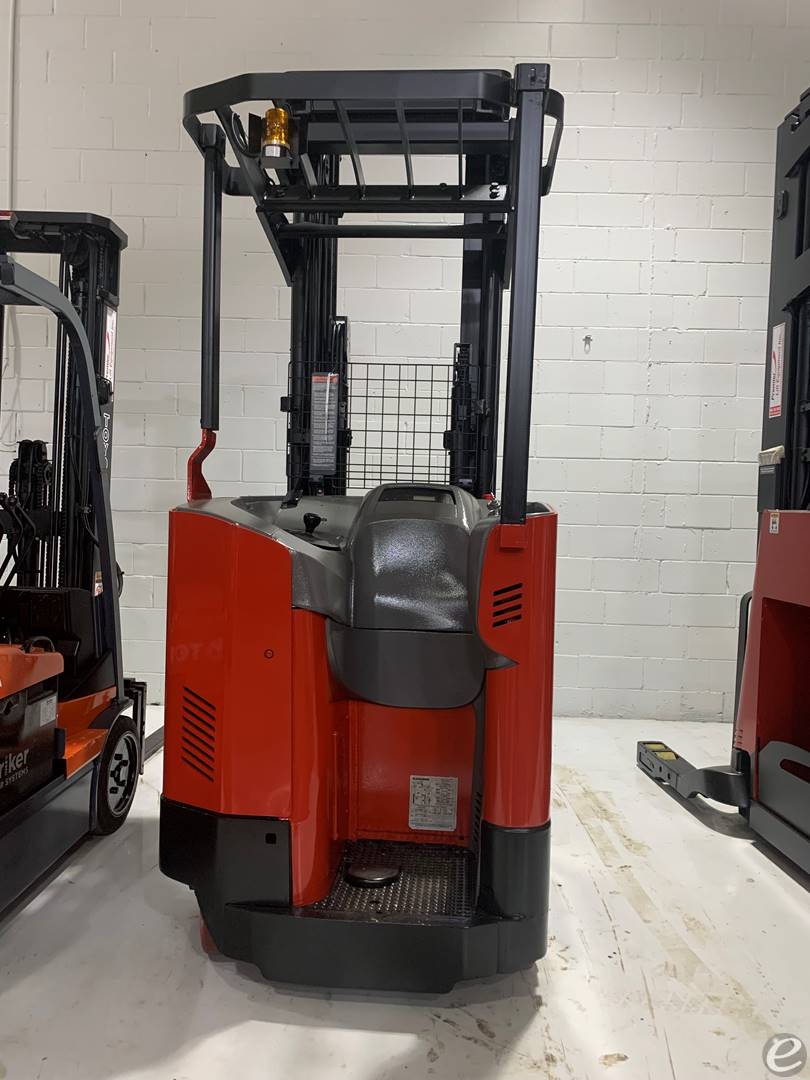 2017 Raymond 750 DR32TT Electric Reach Truck - 123Forklift