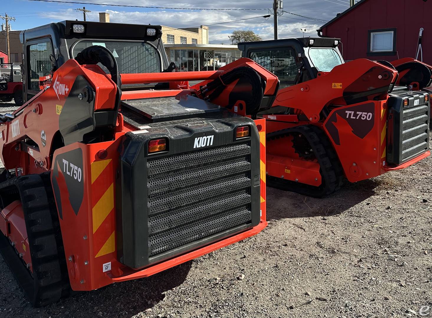 KIOTI TL750