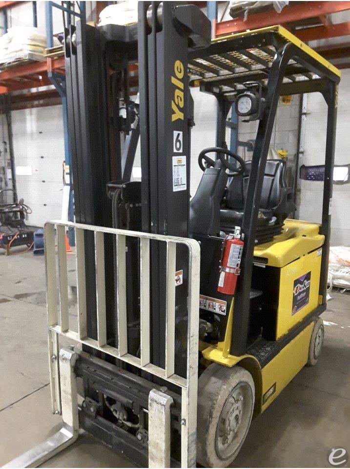 Yale ESC030ABN24SV083 Electric Stand Up End Control (Docker)       Forklift
