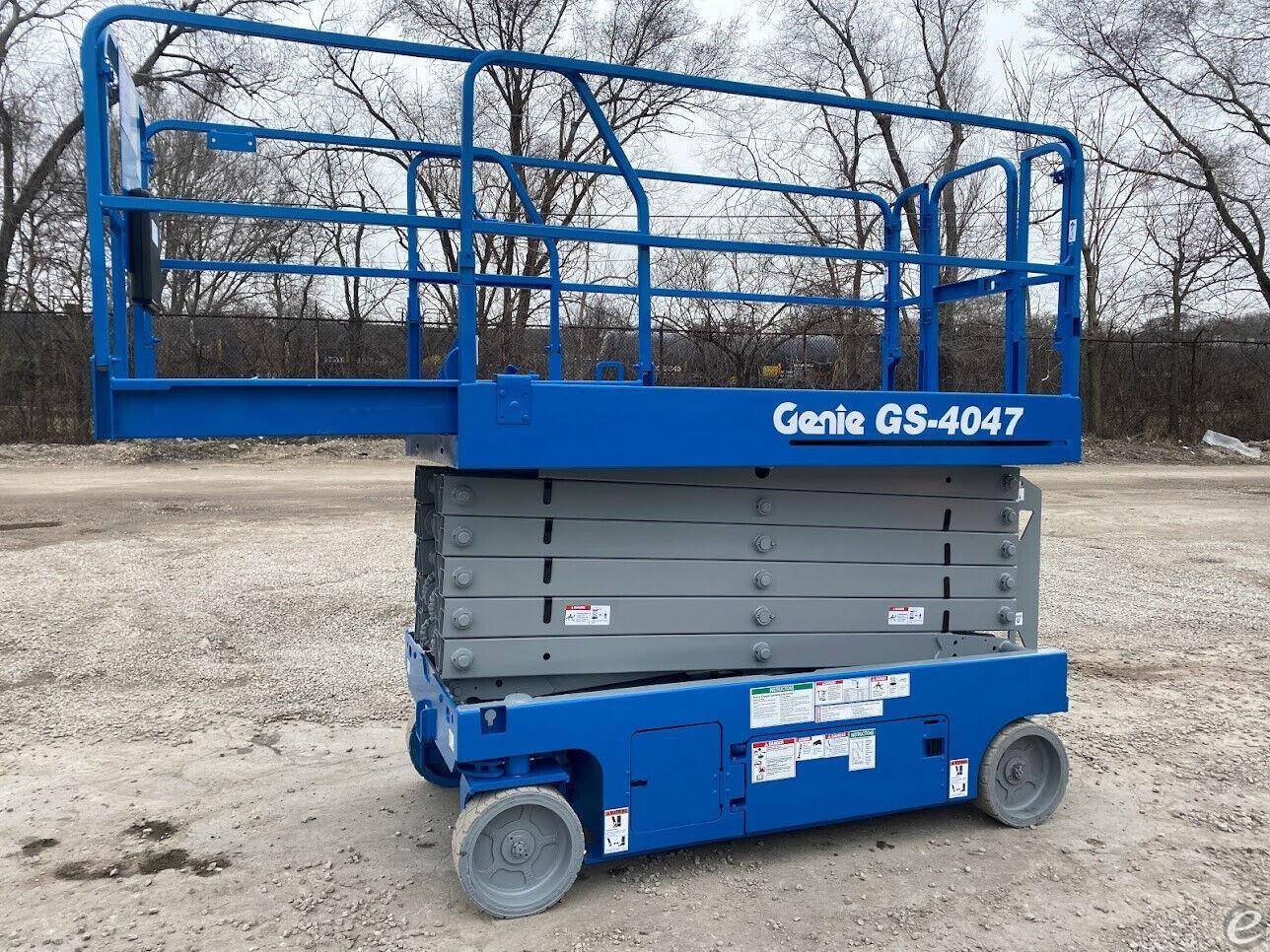 2017 Genie GS4047 Electric Scissor Lift - 123Forklift