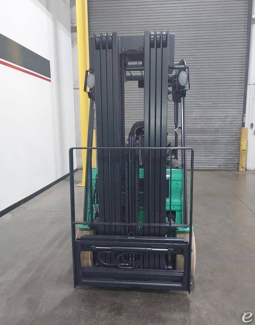 2018 Mitsubishi FB18PNT