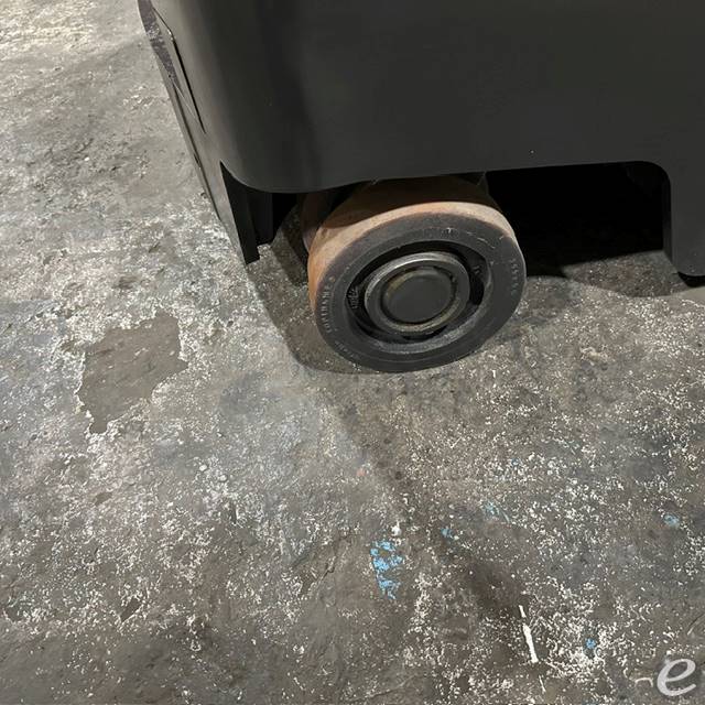 2022 Yale NR045EC