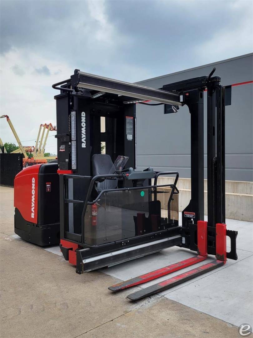 2016 Electric Raymond Sit Down Rider 9800 - 123Forklift