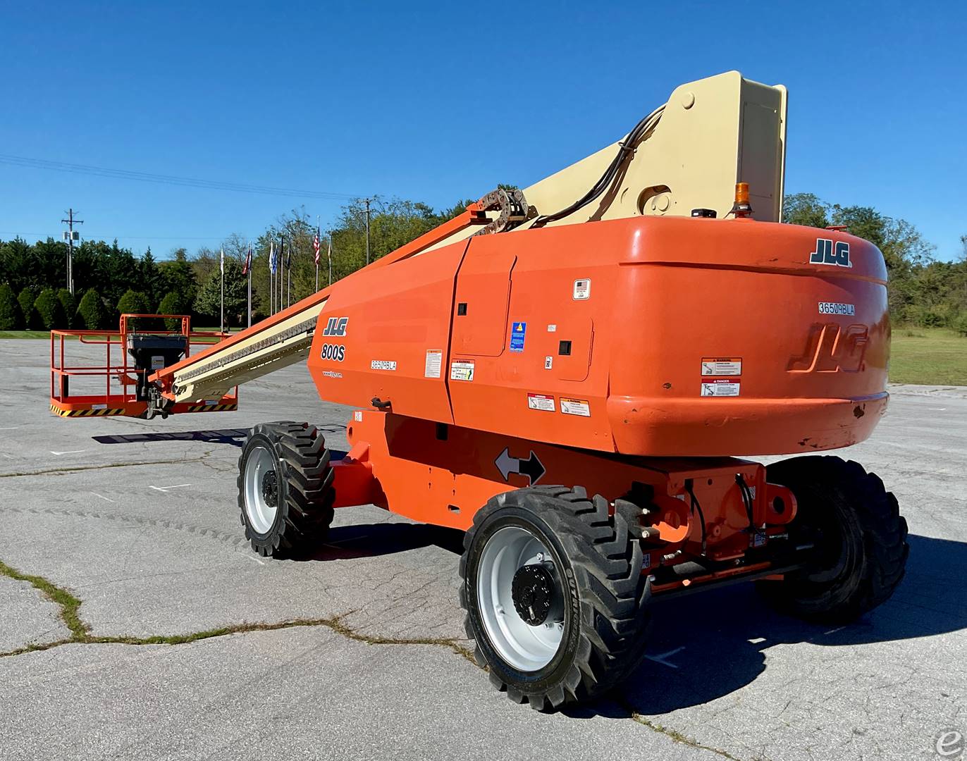 2016 JLG 800S