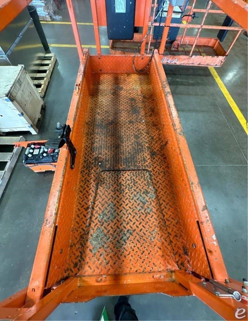 2021 JLG R1932i