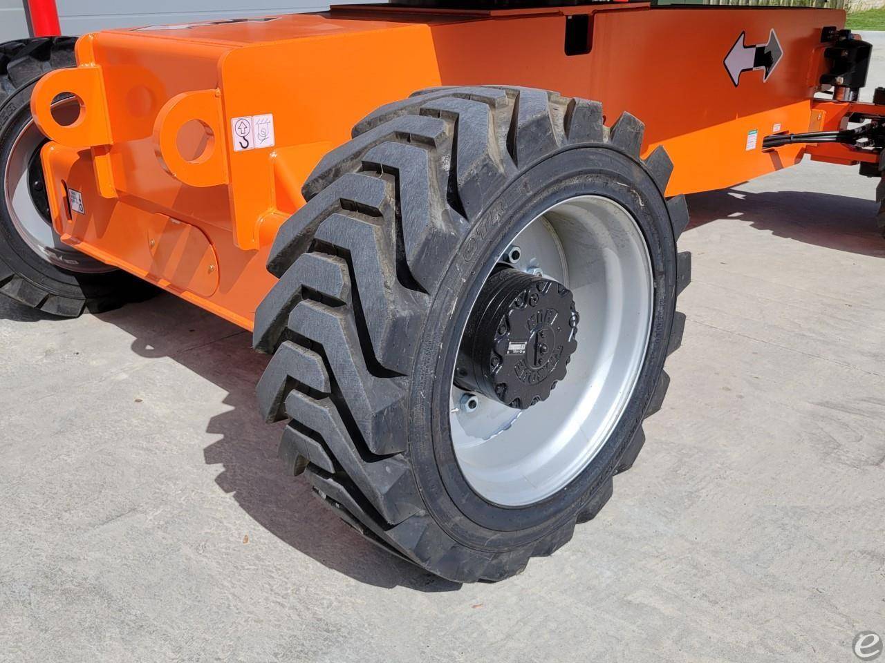 2023 JLG 860SJ