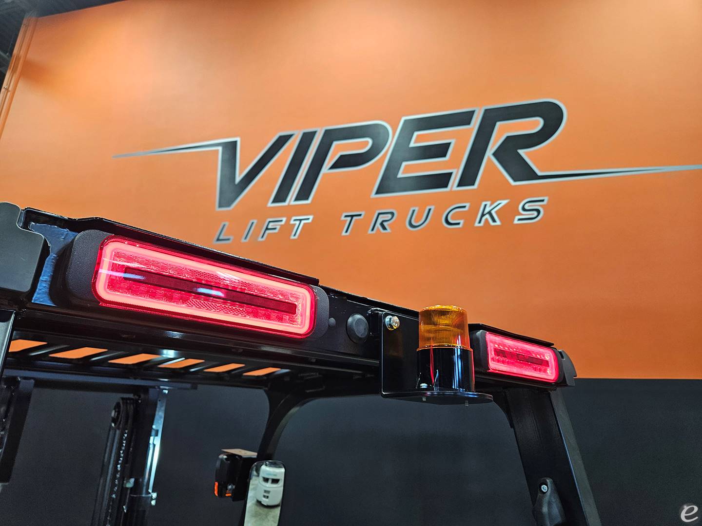 2026 Viper Lift Trucks FD25F CARTON CLAMP