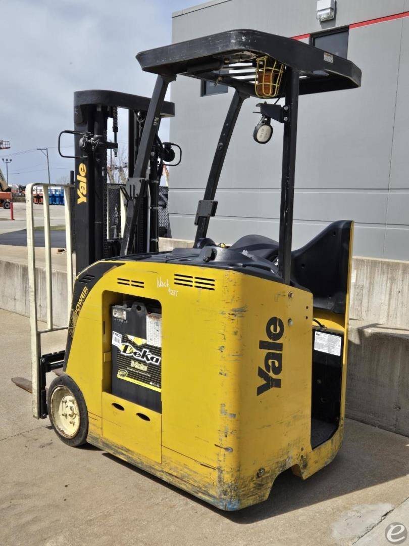 2019 Yale ESC030AD
