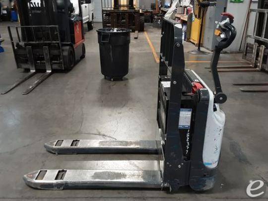 2018 Unicarriers WLXT2W7S22V Electric Forklift - 123Forklift