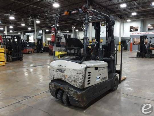 2016 Crown SC5245-40 Electric Forklift - 123Forklift