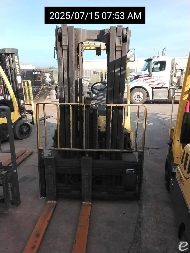 2005 Hyster S80XM