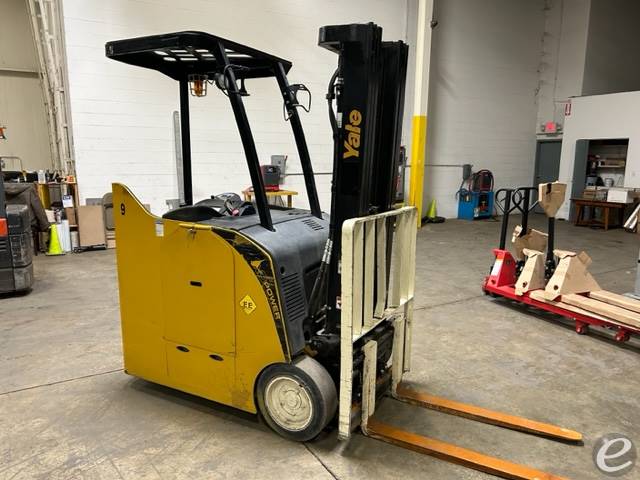 2016 Yale ESC040
