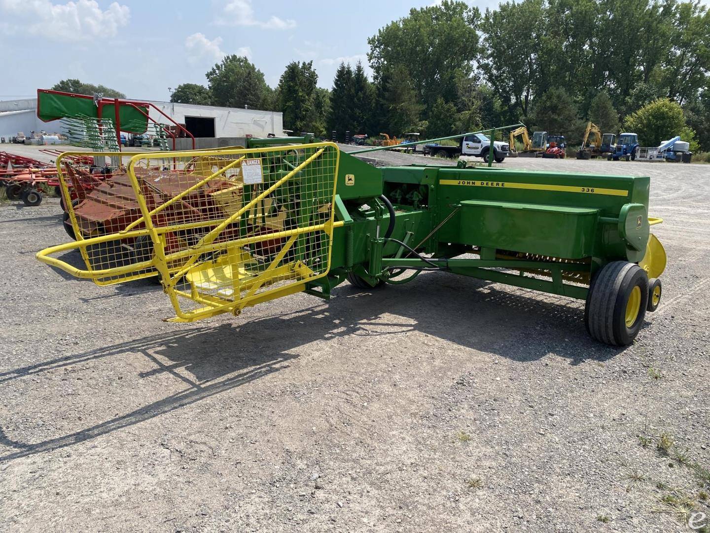 John Deere 336