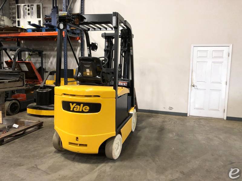 2010 Yale ERC050VG