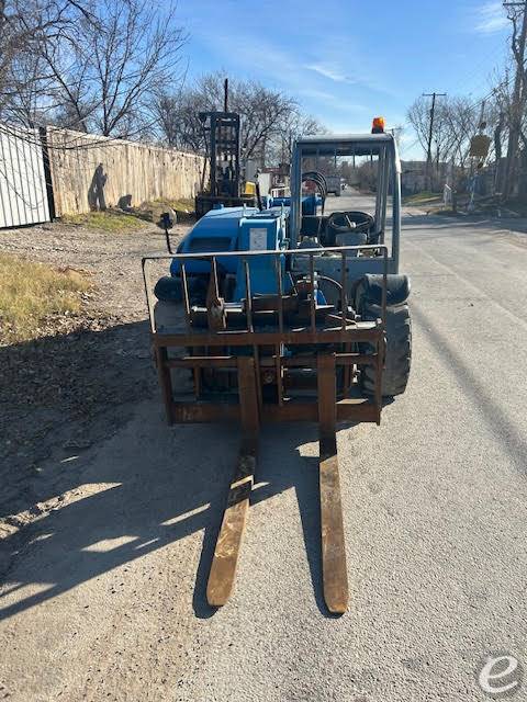 2012 Genie GTH5519