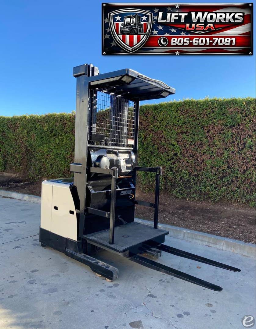 2018 Crown SP3420-30