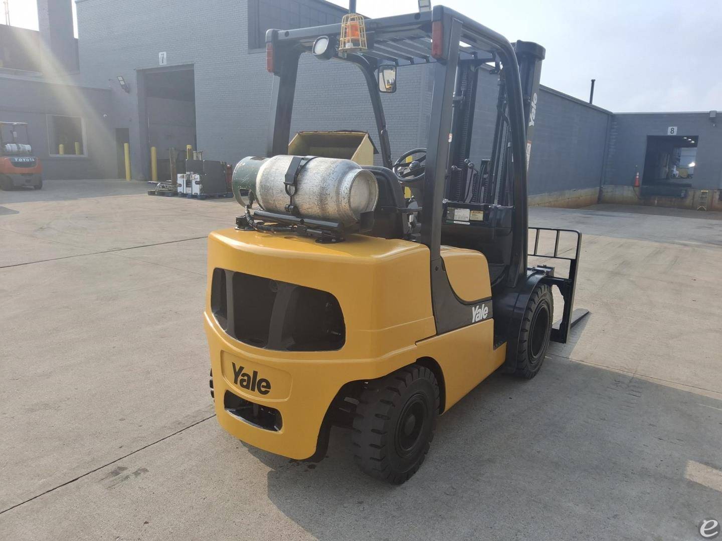 2012 Yale GLP060VX