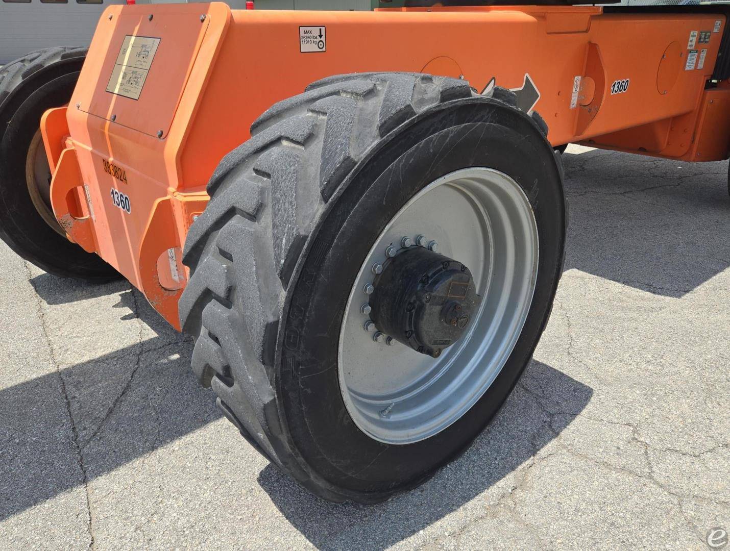 2009 JLG 1350SJP