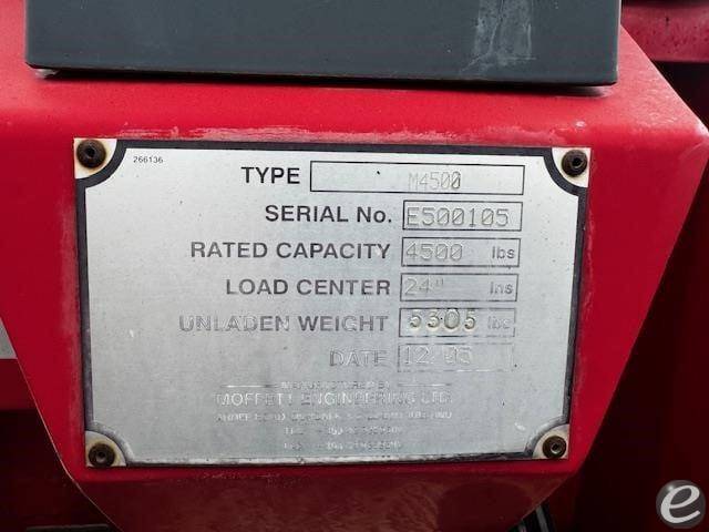 2005 Moffett M4500
