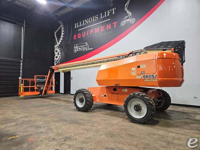 2017 JLG 660SJ