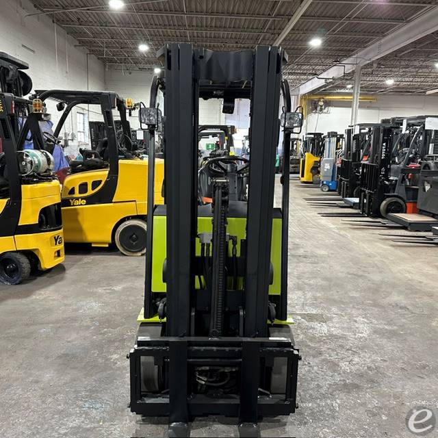 2018 Clark TMX15S