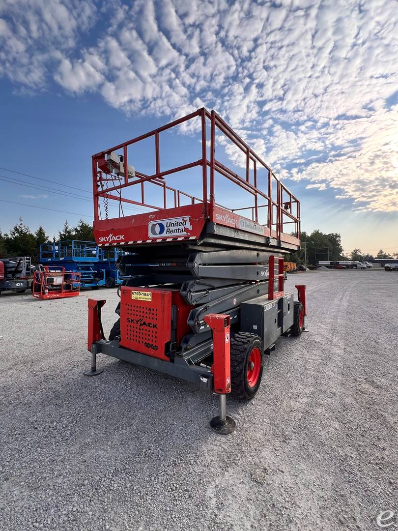 2016 Skyjack SJ9250RT