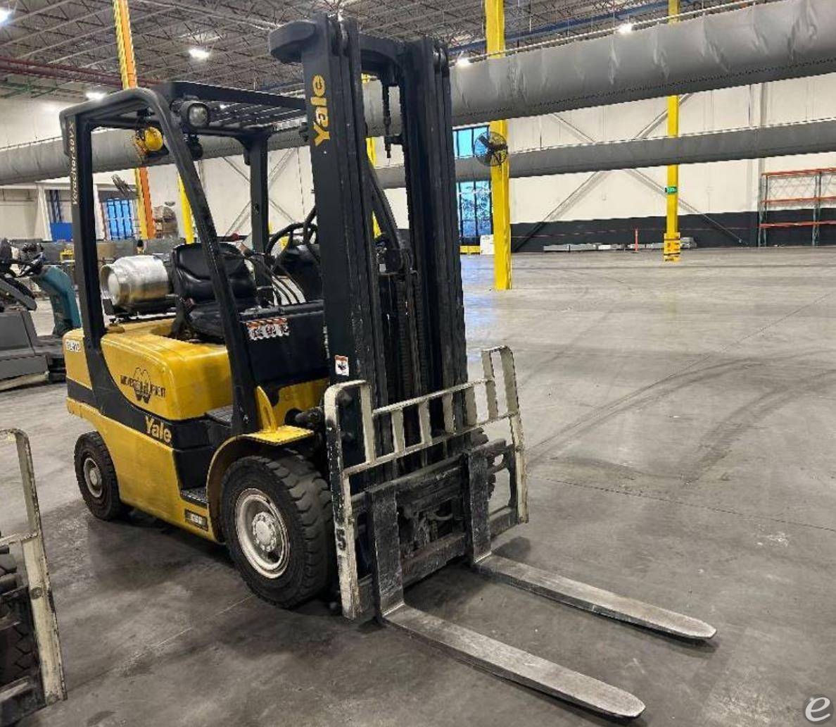 2011 Yale GLP050VX