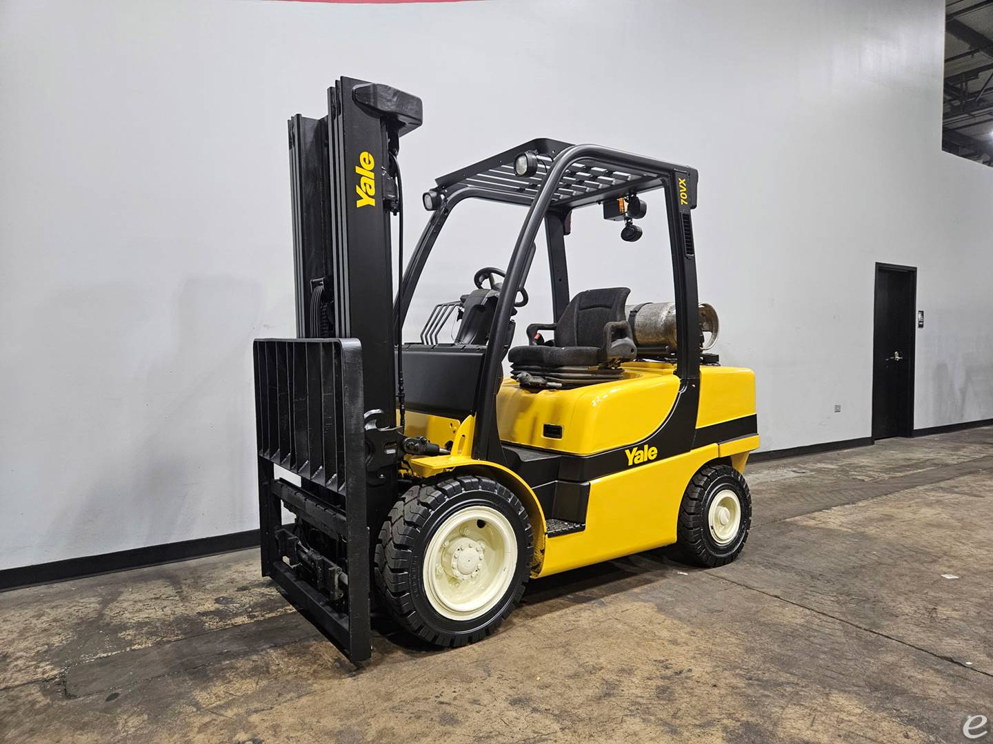 2017 Yale GLP070VX