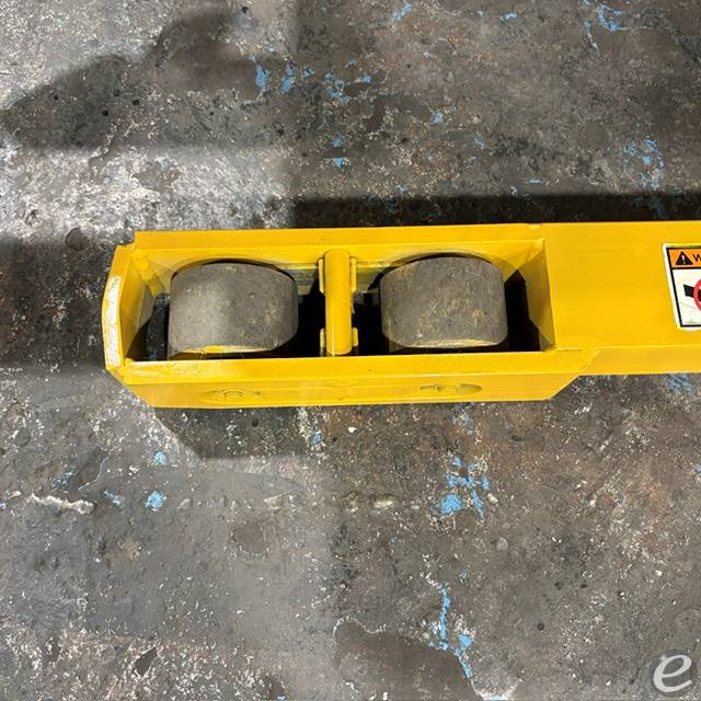2020 Yale OSO30EF