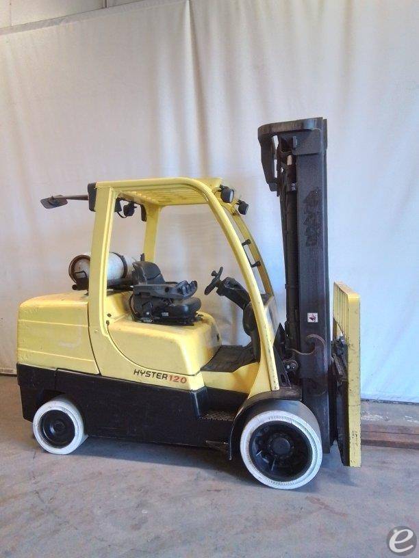 2011 Hyster S120FTS